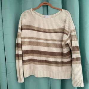 Old Navy Women's Sweater - Cream and Brown Stripes